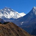 ネパール・ヒマラヤ：トレッキング、山岳写真、ワイルドフラワー観察