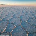 「塩の大平原」乾季・ウユニ塩湖の魅力とグランピング