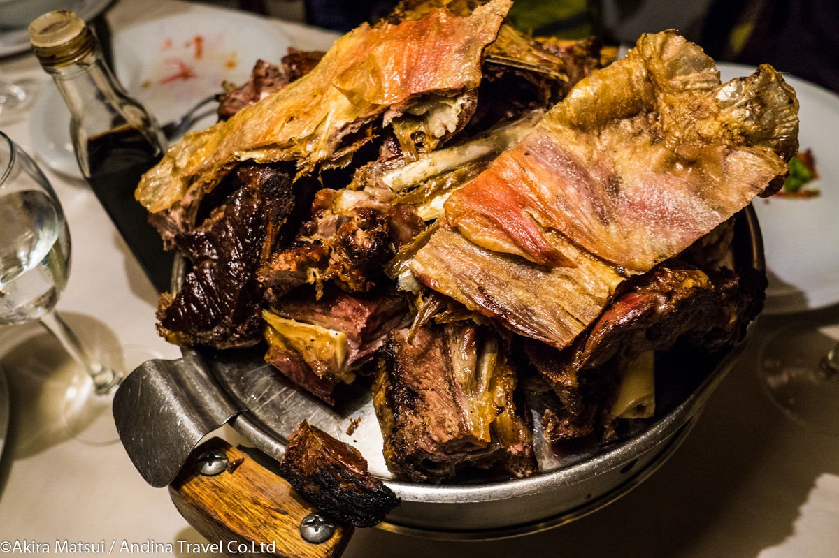 パタゴニアの美食 羊 アルゼンチン伝統料理アサード アンディー