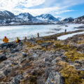 北極クルーズ⑥：残雪のフィヨルドを歩く
