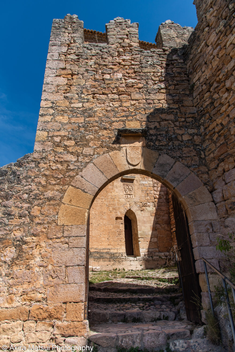 “スペインで最も美しい村”アルケサル②：古城から望む絶景 風景写真家・松井章のブログ