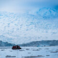 南極の絶景：パラダイス湾（アルミランテ・ブラウン基地）